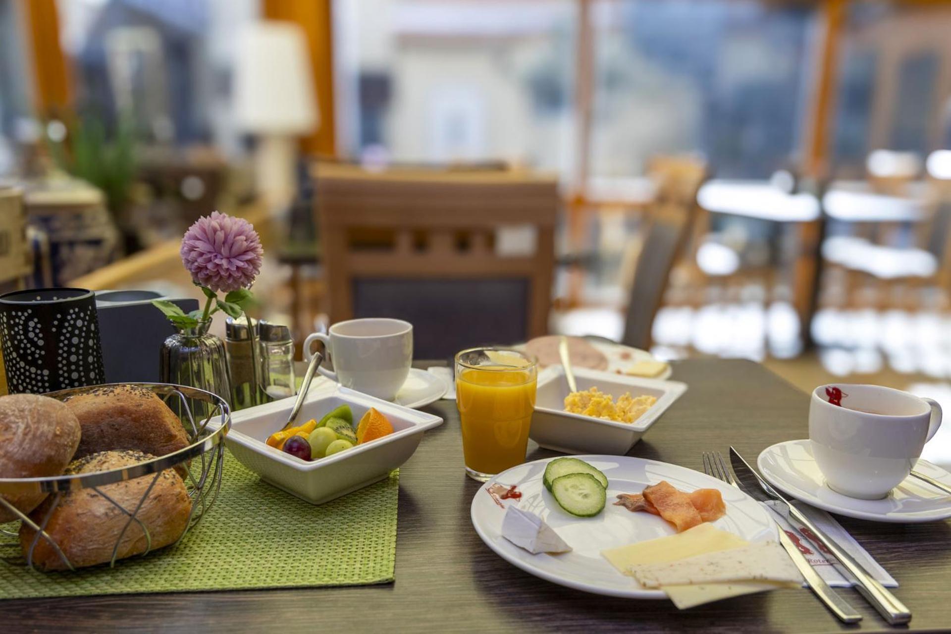 Apartmenthaus Burgenheimat In Rhens Bei Koblenz Exteriör bild